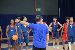 Baloncesto en el Showcase